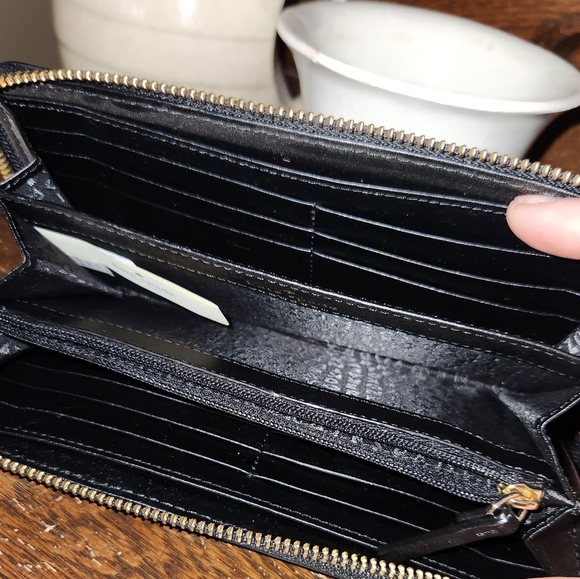 Kate Spade Meow Cat Wallet - Picture 5 of 6